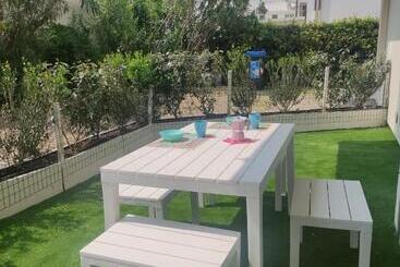 هتل Residence Sunrise Cesenatico