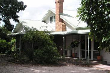 Karingal Homestead B&b