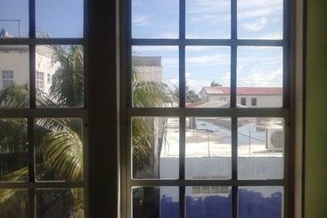 پانسیون Amelia Guest House
