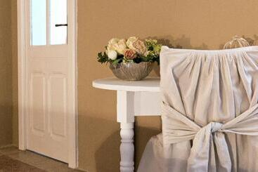 پانسیون Blulassù City Center Rooms