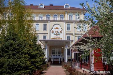 Petrovsky Prichal Hotel & Spa