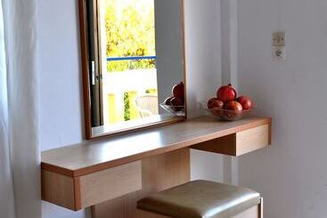 アパートメント Angelos Studios