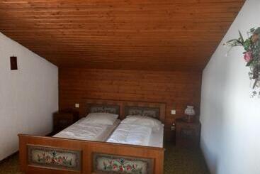 مبيت وإفطار Haus Alpina By Châtel Reizen