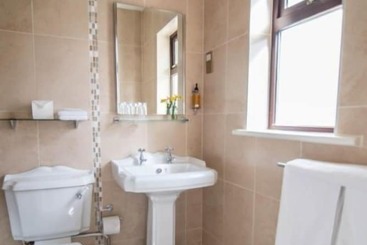 צימר Hazelwood Lodge