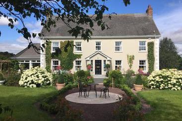 Bed and Breakfast Laburnum Lodge