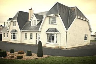 Bed and Breakfast Ross House