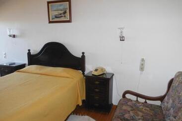 فندق Aeromar Beach