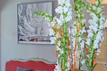 هتل La Bastide Du Port   Hôtel De Charme