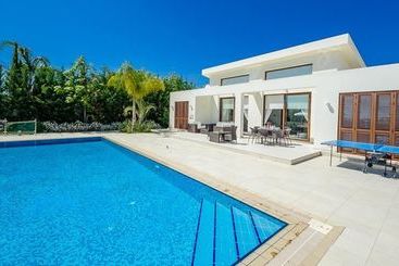 Oceanview Luxury Villa 069