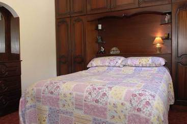 تختخواب و صبحانه Bed&Breakfast Oaklands