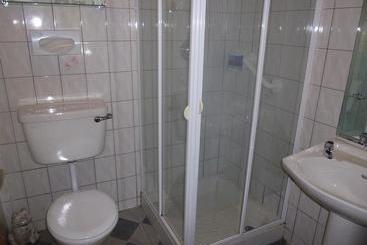 مبيت وإفطار Reeks View