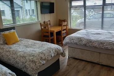 مبيت وإفطار Relax At Safe Haven