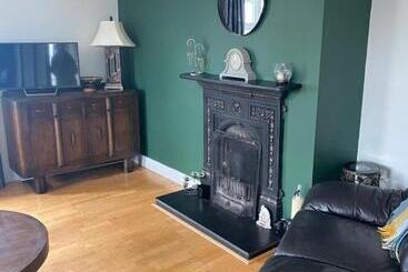 مبيت وإفطار Suantrai Accommodation