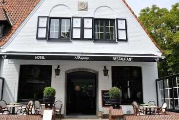 فندق T Bagientje