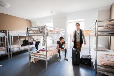 Jacques Brel Youth Hostel
