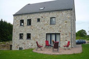 민박 Le Bernister Parking Privé