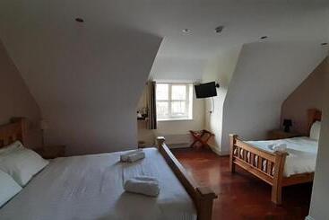 مبيت وإفطار Inspiration Lodge