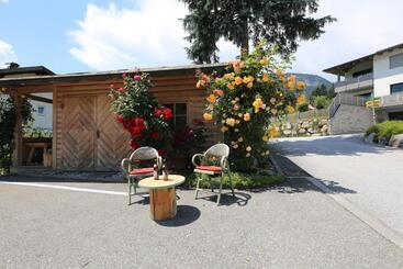 Aamiaismajoitus (B&B) Landhaus Elfi