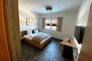 تختخواب و صبحانه Wellness Pension Jagahütt N