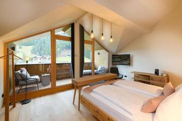 هتل Bergzeit