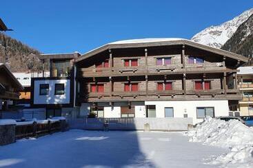 هتل Garni Maria Theresia