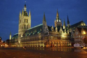 فندق Gasthof 't Zweerd