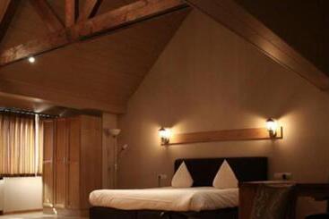 ホテル Brasserie Ingredi