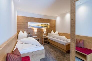 בית מלון כפרי Post