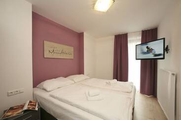 Lake And Cityhotel Edelweiss   Self Check In