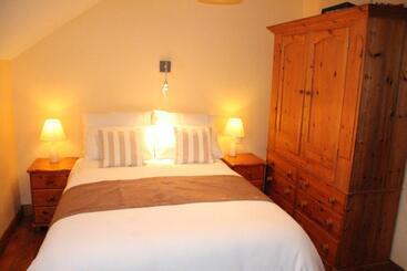Moynure House Boutique B&b & Separate Two Bedroom Chalet
