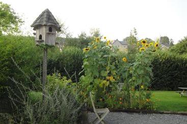 تختخواب و صبحانه Maison d'hôtes La Lavandière