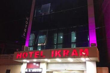 هتل Ikram