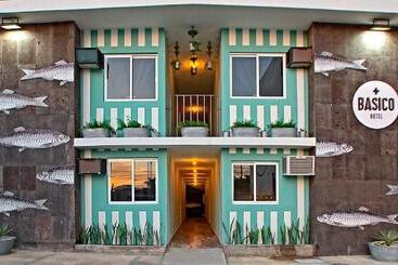 Отель Mas Basico