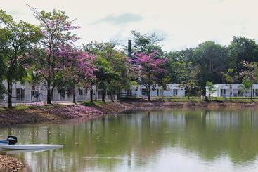 Отель On Vacation Hacienda Llanera