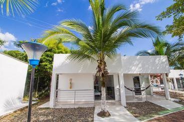בית מלון כפרי On Vacation Hacienda Llanera