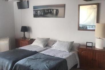 پانسیون Casa De Huespedes La Peña