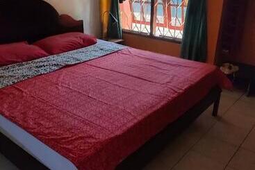 Casa Minha Backpackers Hostel