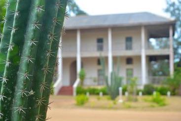 هتل Auberge De Grand Popo