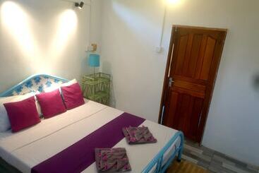 فندق Bohemiaz Resort And Spa Kampot