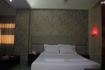 هتل Golden Inn Chattagram Ltd