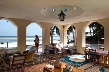 هتل Sawa Sawa Beach House