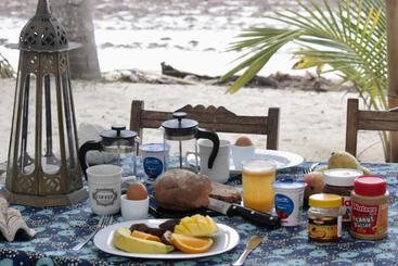 هتل Sawa Sawa Beach House