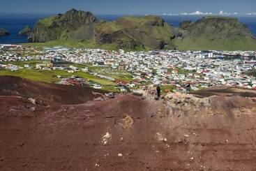 هتل Vestmannaeyjar