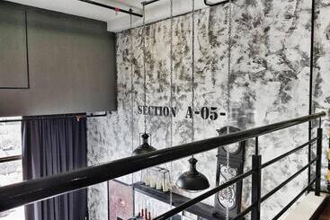 هاستل Escapade Prison Suites Petaling Jaya
