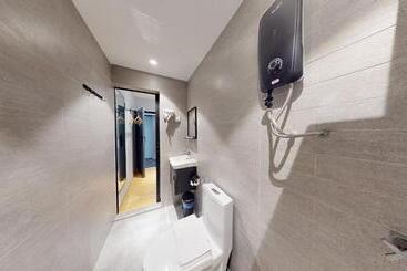 Blue Lagoon Hotel @ Bandar Sunway