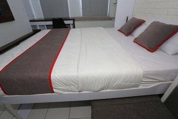 فندق Capital O 93594 Pelangi Urbano