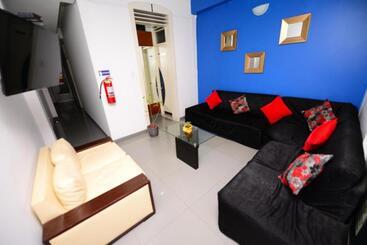 فندق Hostal Lancelot