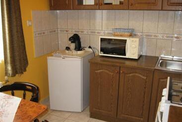 مبيت وإفطار Hegyi Panzió