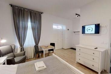 ベッドアンドブレックファースト Minerva Panzió