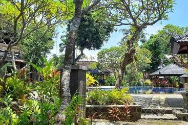 בית מלון כפרי Puri Bali